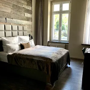 https://apartmently-cozy-studios-in-the-heart-of-friedrichshain.find-berlin-hotels.com
