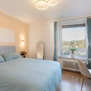 Oase Mit Kueche, Smart Tv Düsseldorf